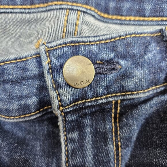 A.N.A Jegging Womens 8 Blue Mid Rise Distressed Skinny Jeans Raw Hem Ankle - Picture 5 of 11